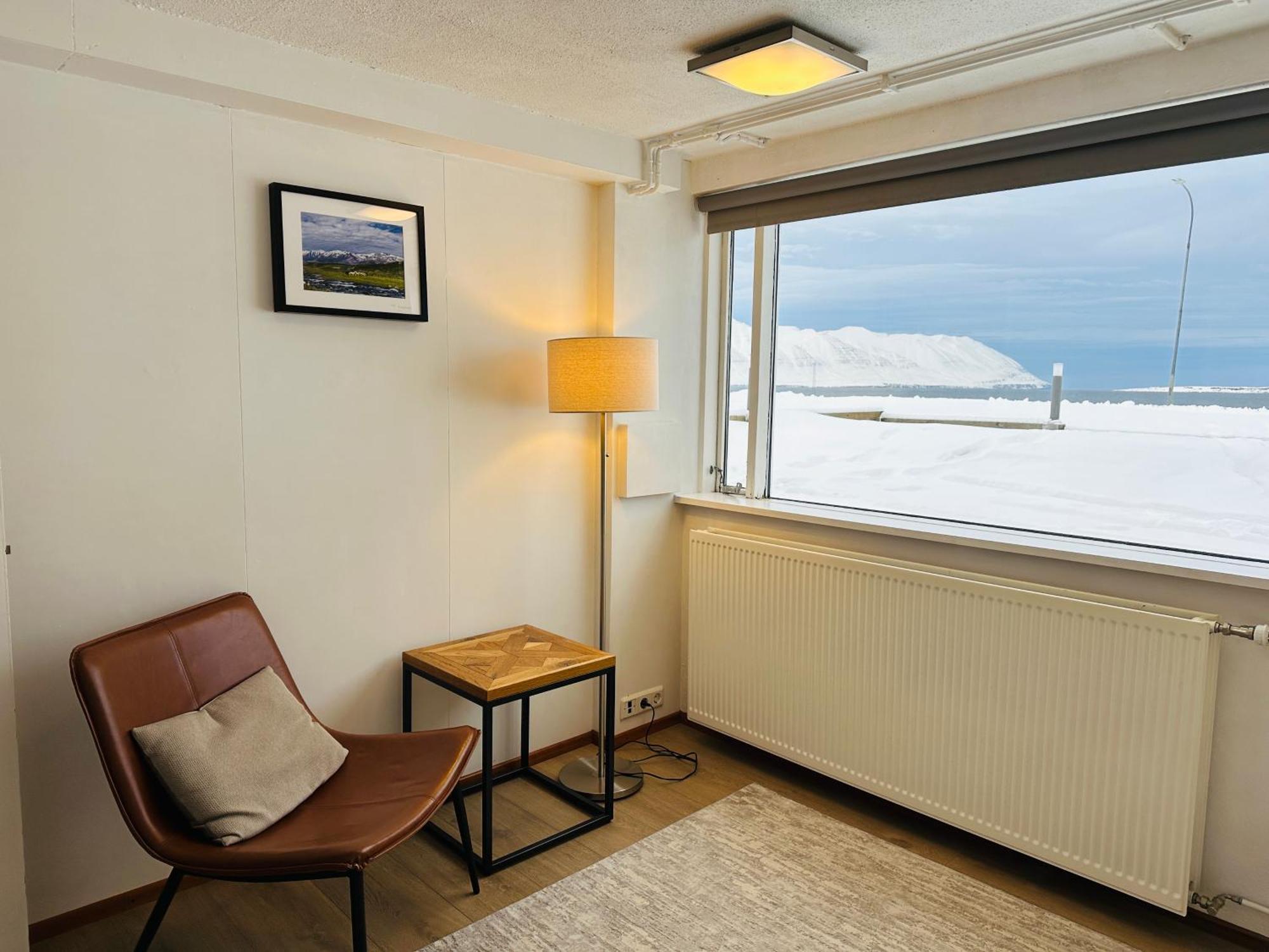 Waterfront Fjord House Hotel Arskogssandur Exterior foto