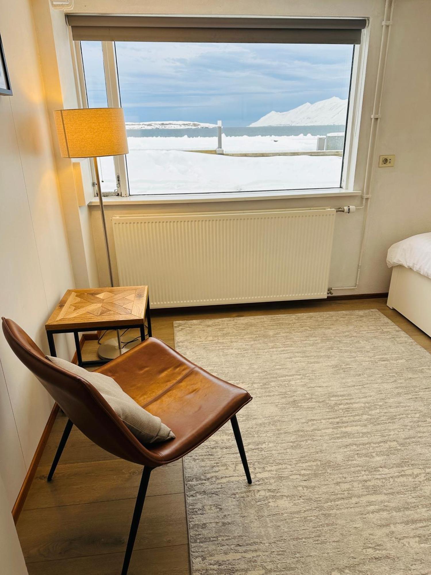 Waterfront Fjord House Hotel Arskogssandur Quarto foto